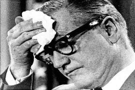 跟川普“政治友谊”亮红灯，马斯克需读洛克菲勒